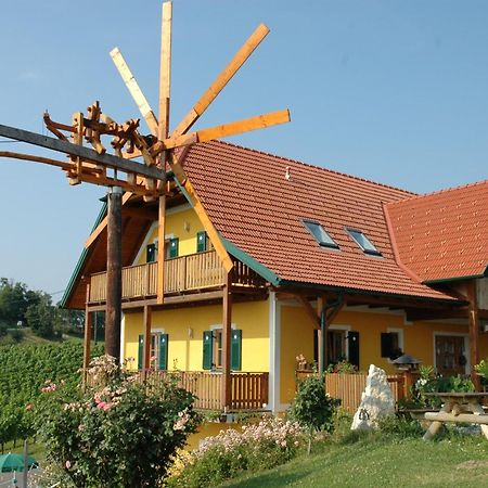 مبيت وإفطار Ratsch an der Weinstraße Weingut Koegl المظهر الخارجي الصورة